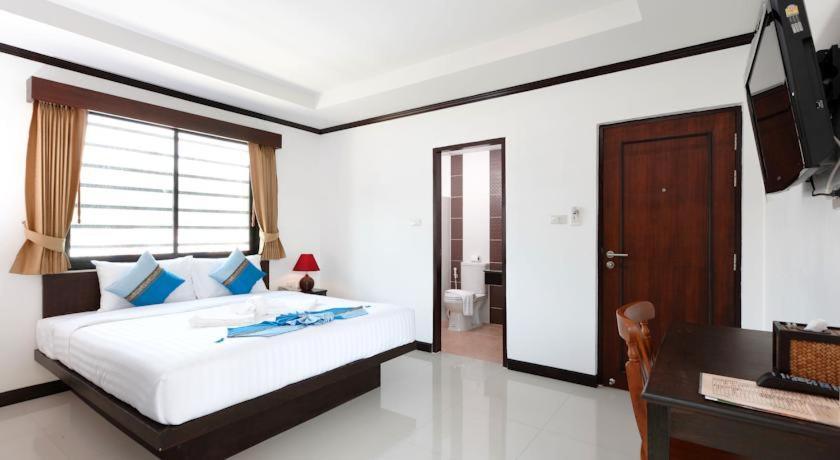 Sri Boutique Hotel Patong Exterior foto