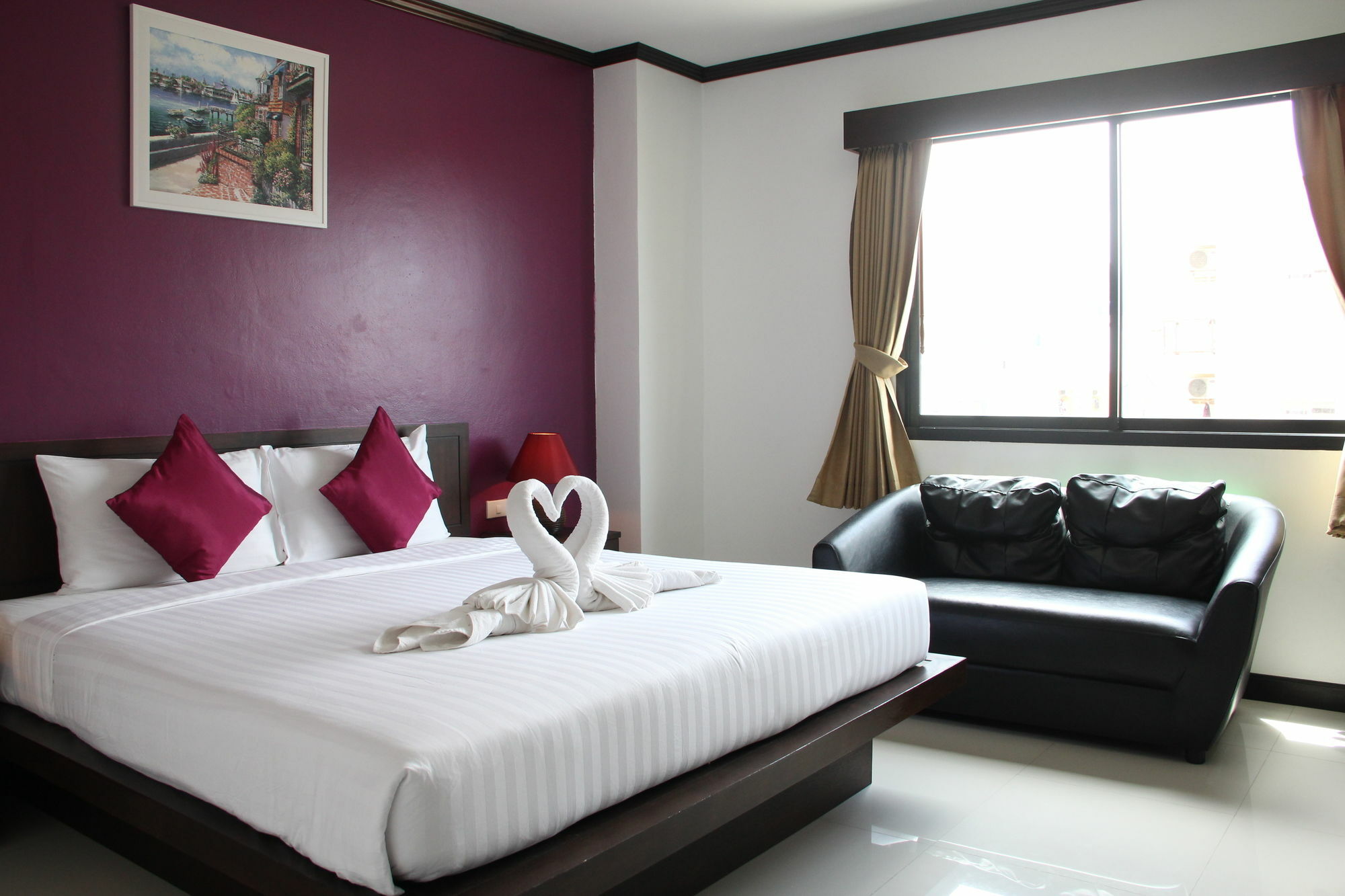 Sri Boutique Hotel Patong Exterior foto